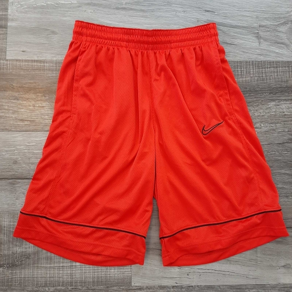 Nike Dri Fit Mens Training Shorts Red/Black Size M